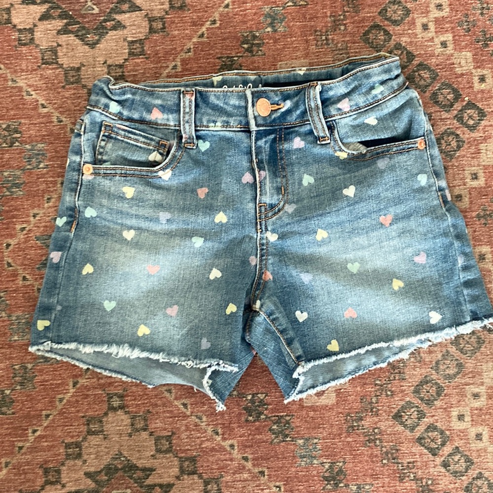 Girls Cat & Jack Super Stretch Heart Printed Jean Shorts L 10/12